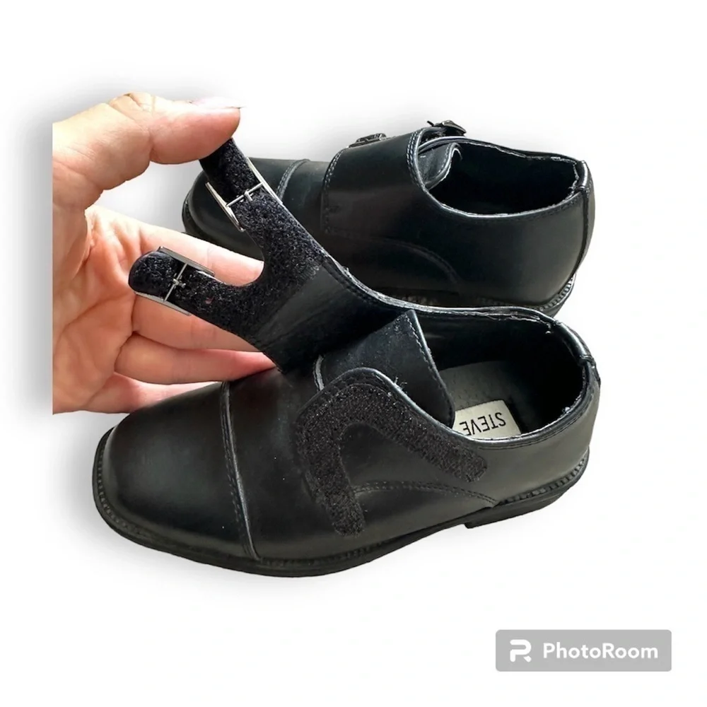 Toddler boys size 6 Steve Madden Velcro buckle dress shoe loafer leather black   - Picture 4 of 7